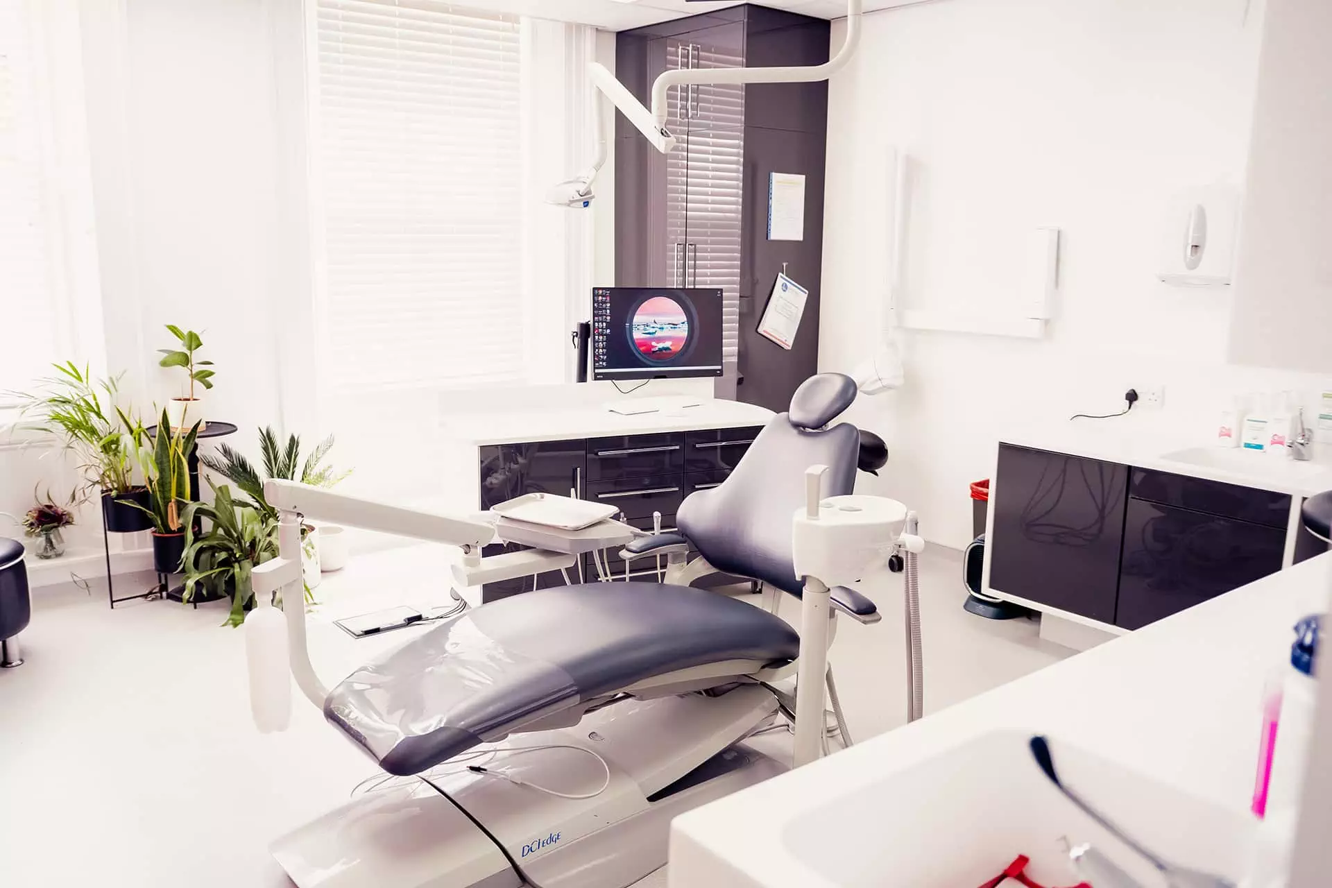 Welcome Vanesha: Specialist Periodontology Joins the Team